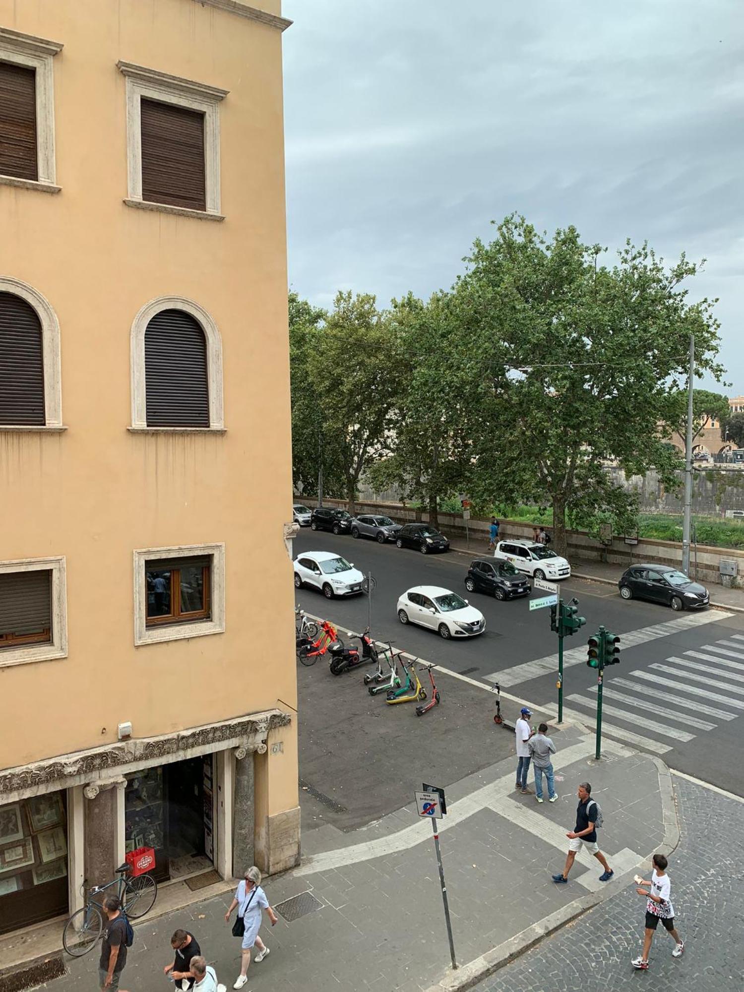 Thewesley * Roma